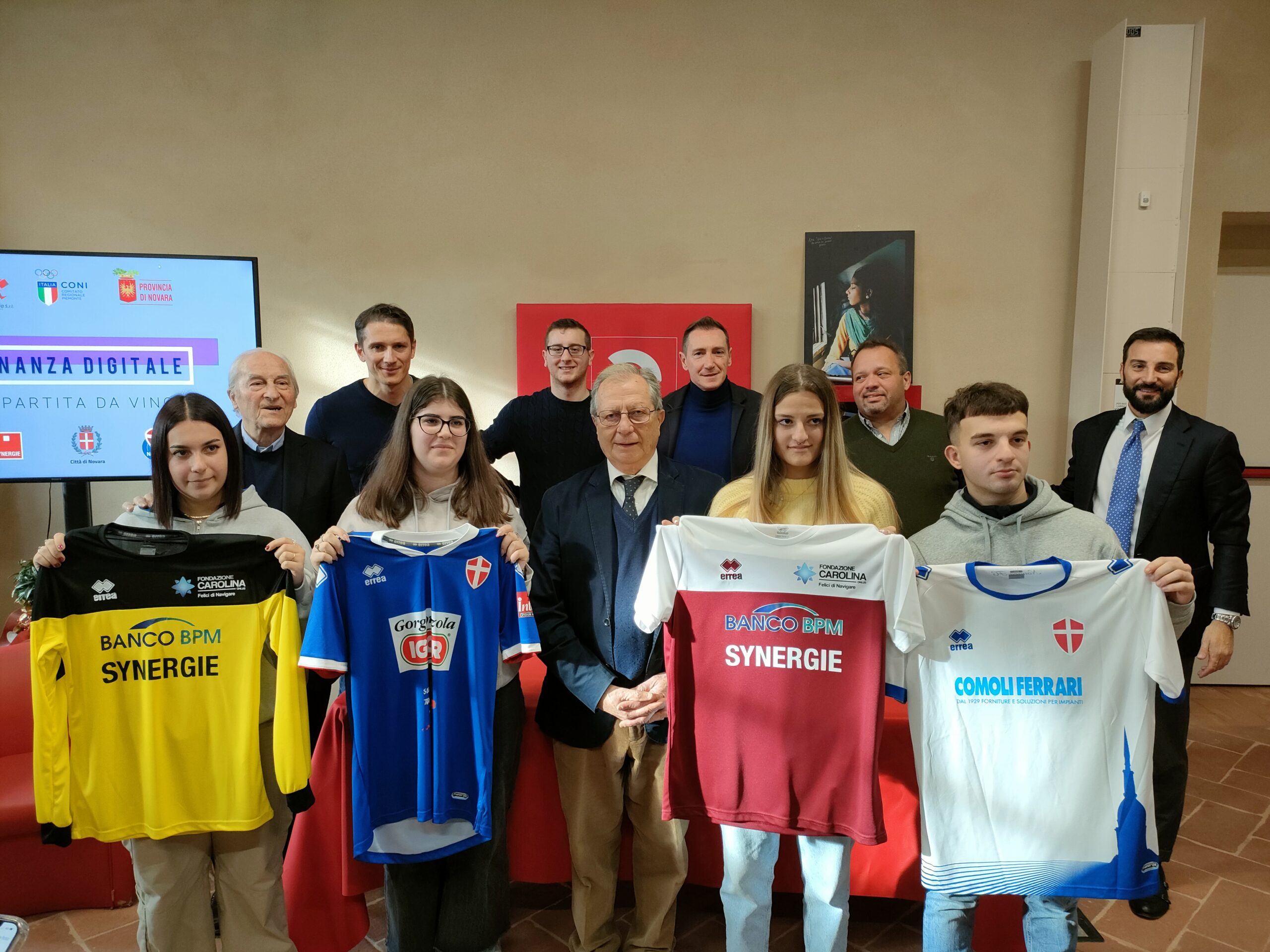 Read more about the article Presentato il triangolare benefico “Un gol per Caro”