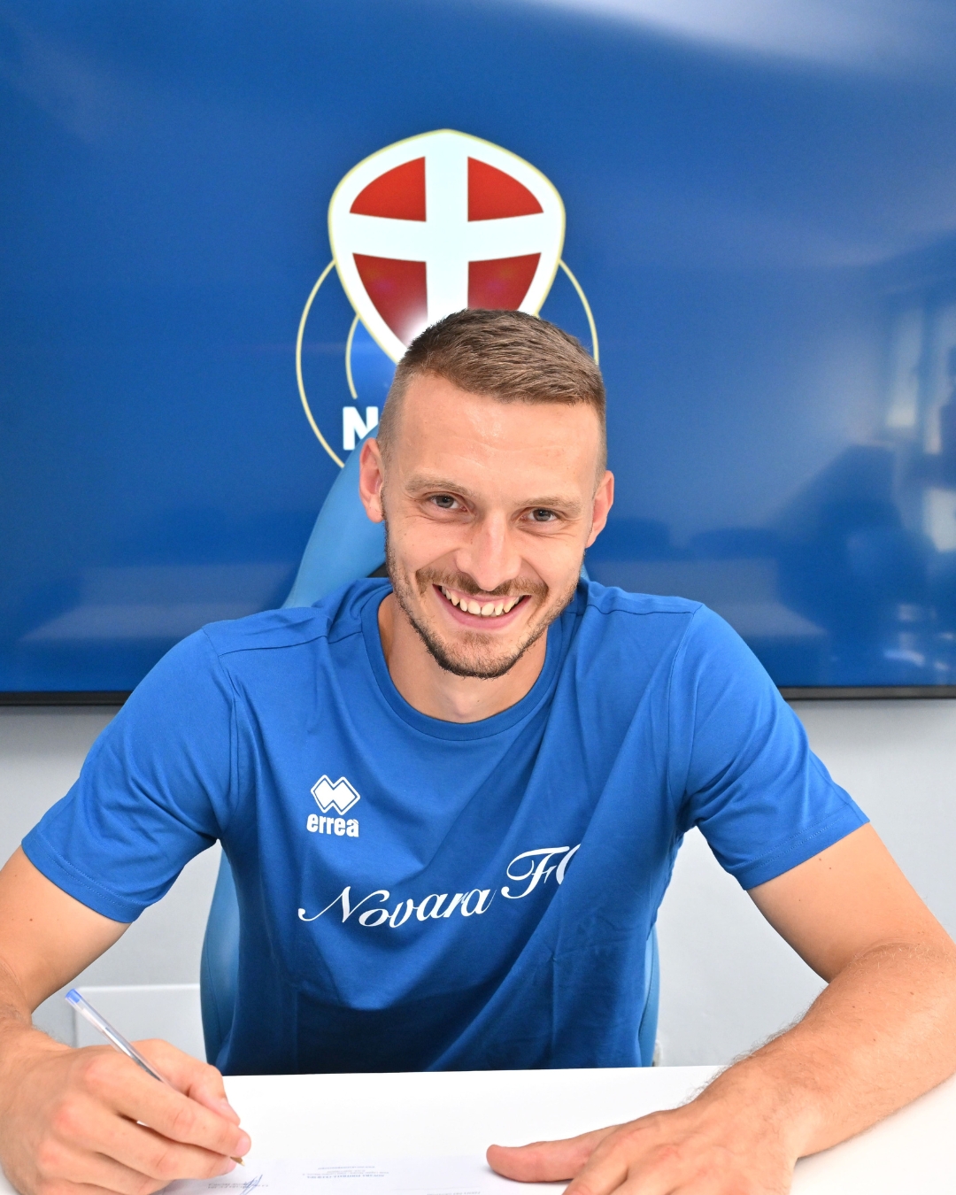 Read more about the article Marco Nichetti è un calciatore del Novara FC